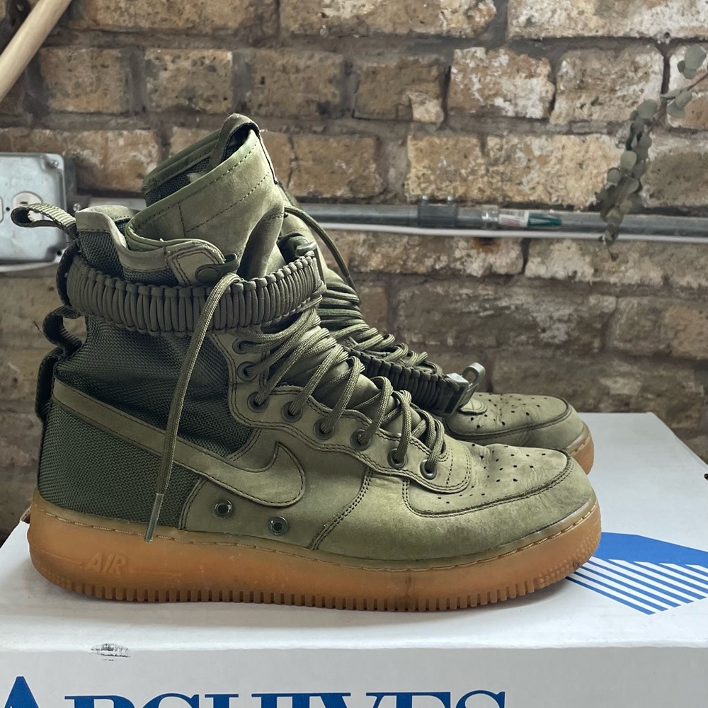 Nike Special Field Air Force 1 - Faded Olive